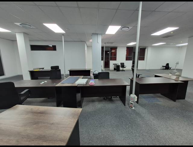 331M² OFFICE TO LET IN RIVONIA